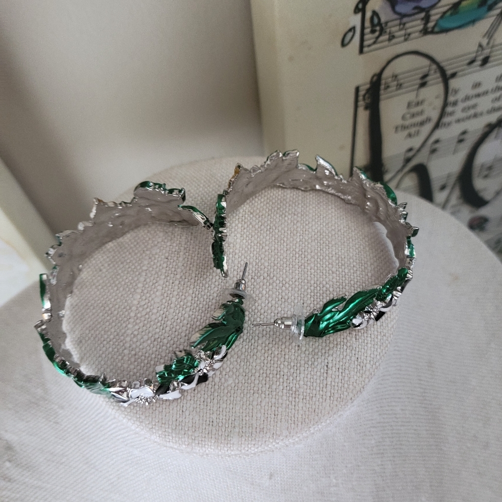 Samba Hoops - Picture 3 of 3